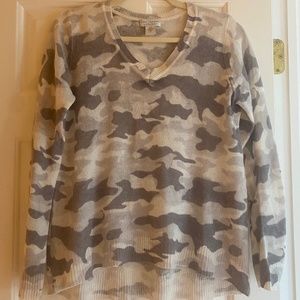 Barely worn Oats Cashmere neutrals camo lightweight sweater